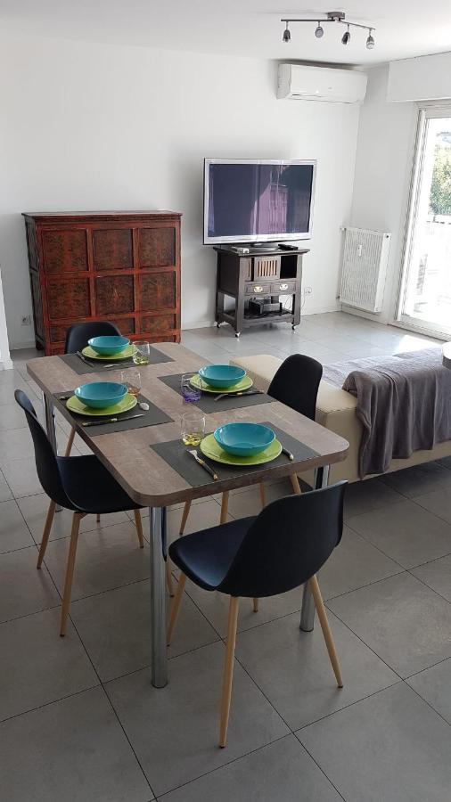 Tres Beau 3 Pieces Spacieux Lumineux Et Climatise Apartment